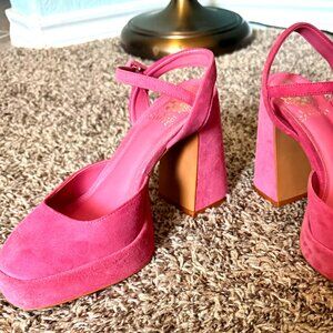 Vince Camuto Pink Velvet Platform Pumps